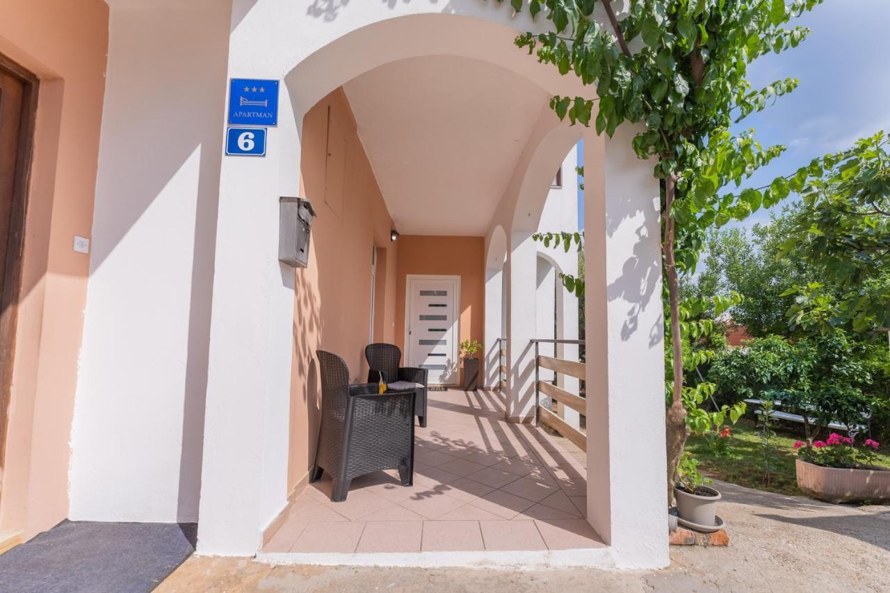 Apartman Lana Vidikovac Zadar Bagian luar foto