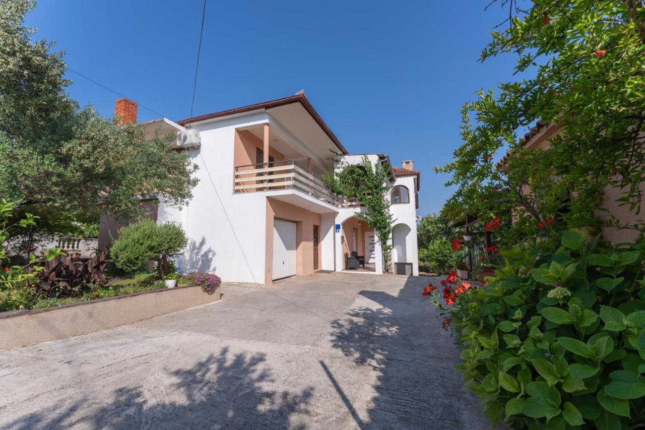 Apartman Lana Vidikovac Zadar Bagian luar foto