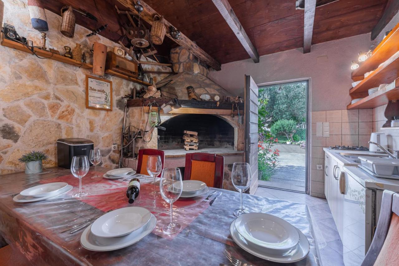 Apartman Lana Vidikovac Zadar Bagian luar foto